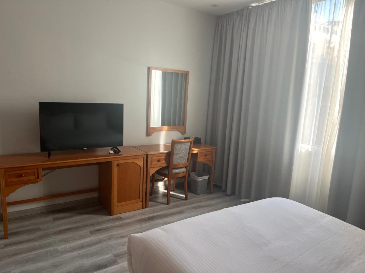 El Sheikh Suites Hotel Beirut Exterior photo