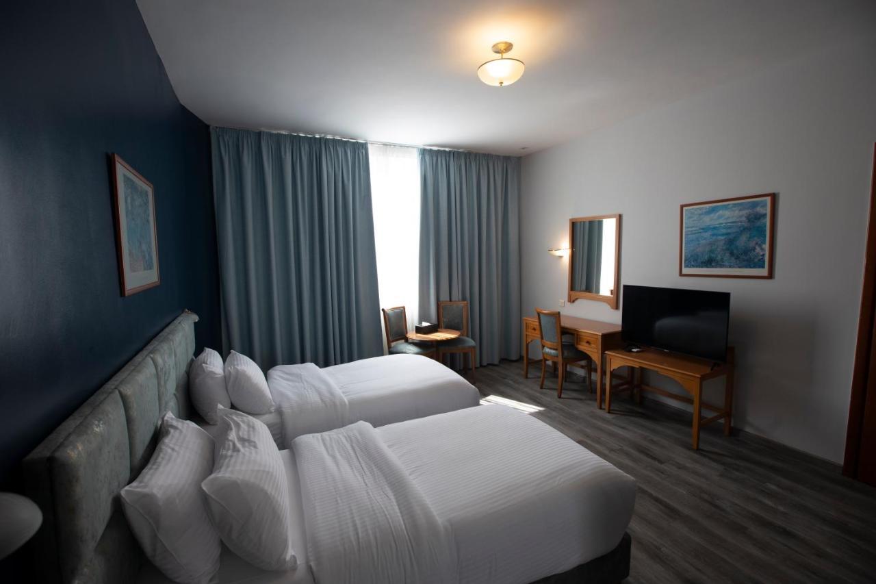 El Sheikh Suites Hotel Beirut Exterior photo