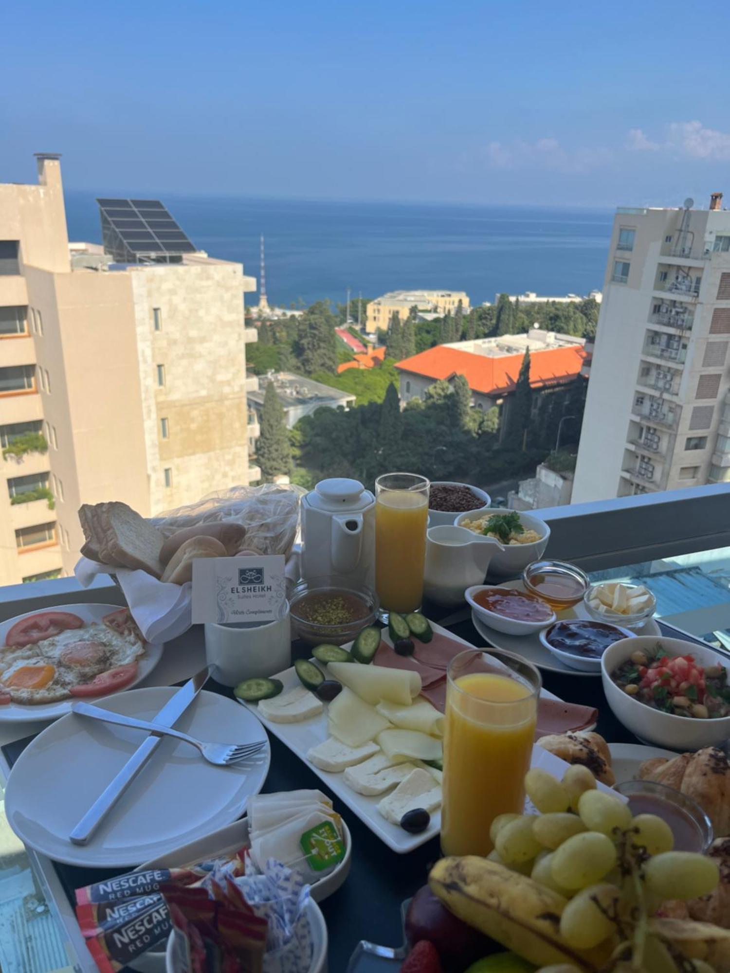 El Sheikh Suites Hotel Beirut Exterior photo